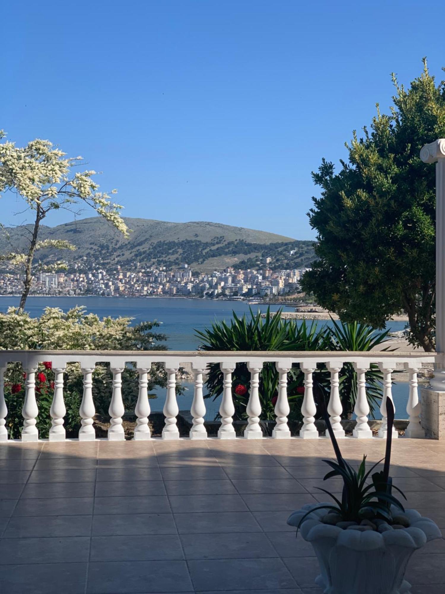 多多纳酒店 Sarandë 外观 照片