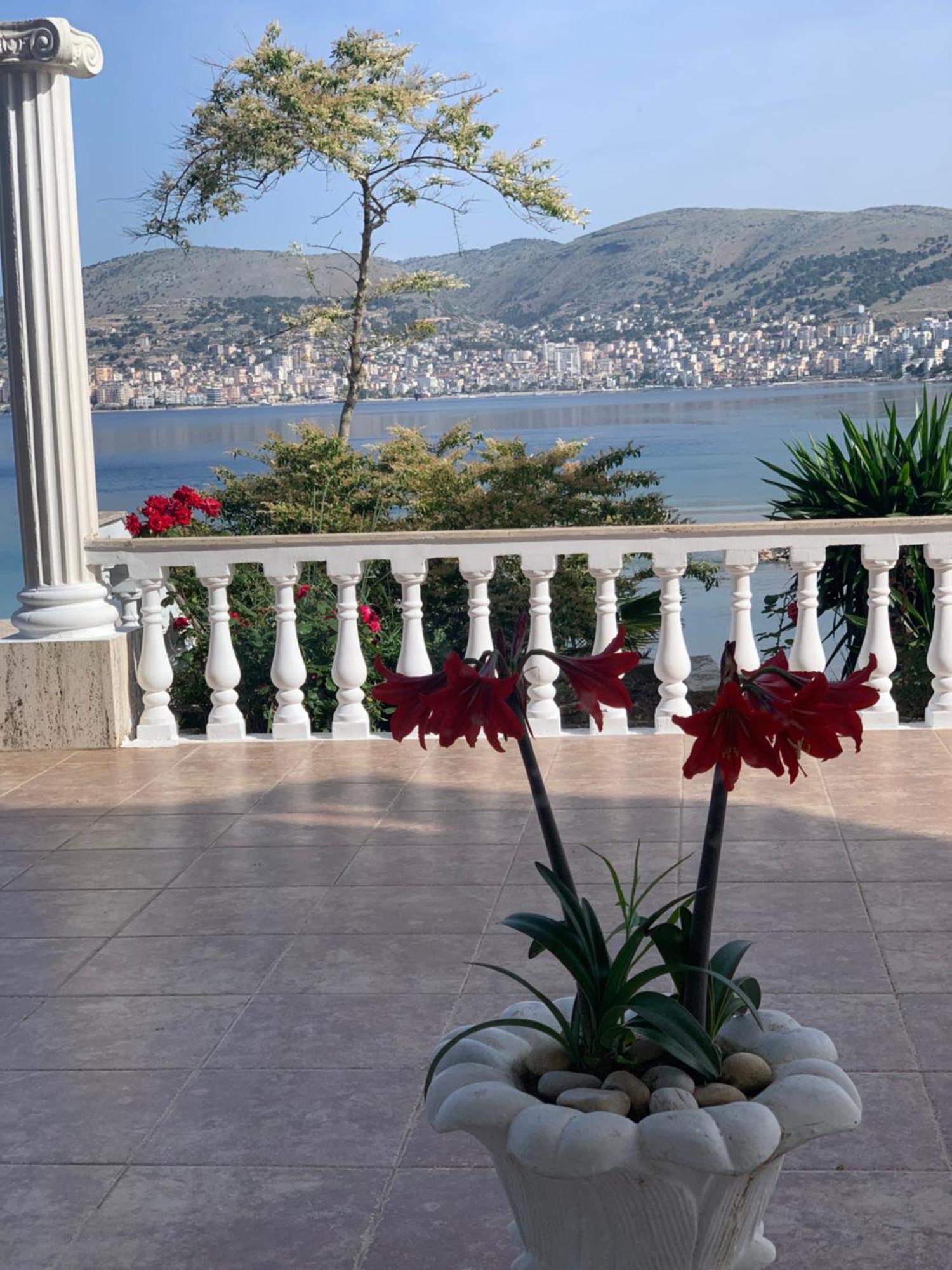 多多纳酒店 Sarandë 外观 照片