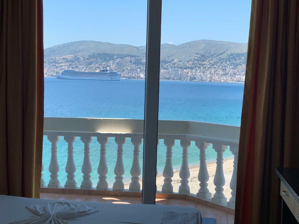 多多纳酒店 Sarandë 外观 照片